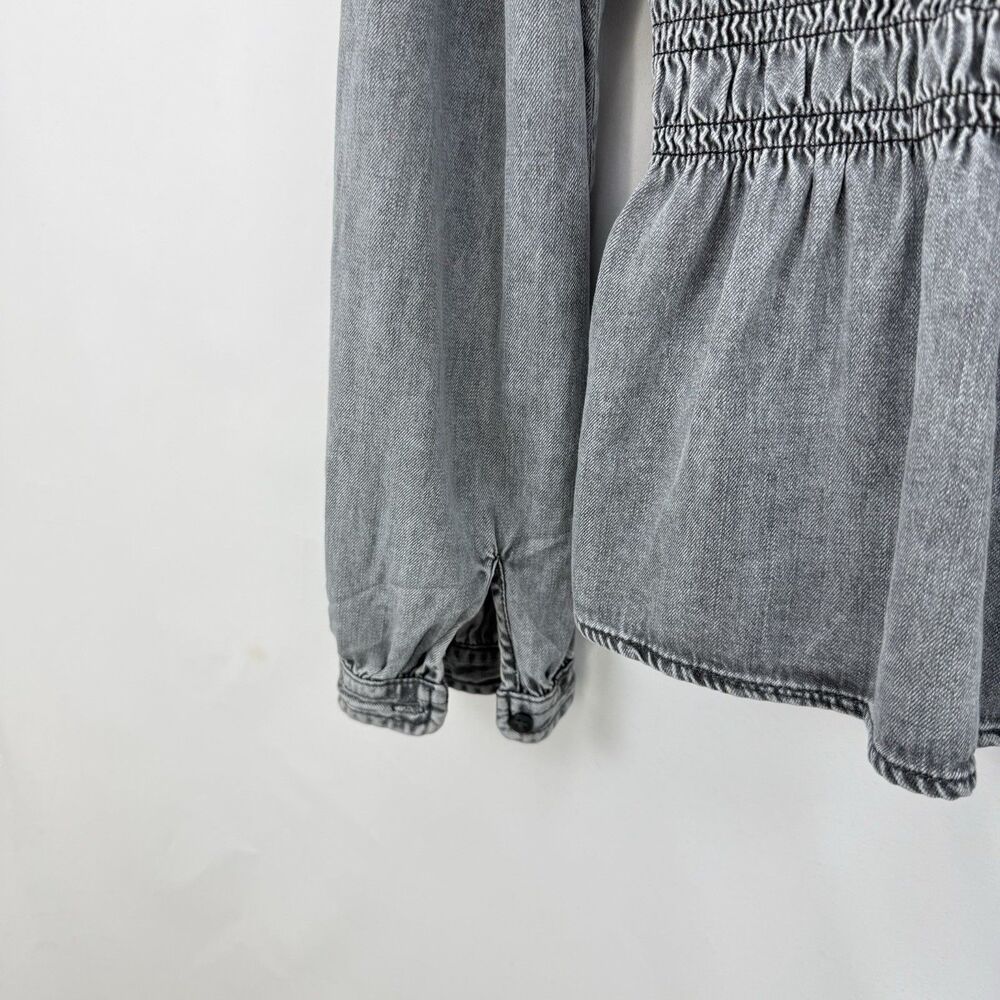 GAP Women’s Gray Denim Blouse V-Neck Smocked Waist Puff Long Sleeve Size L - Picture 14 of 16